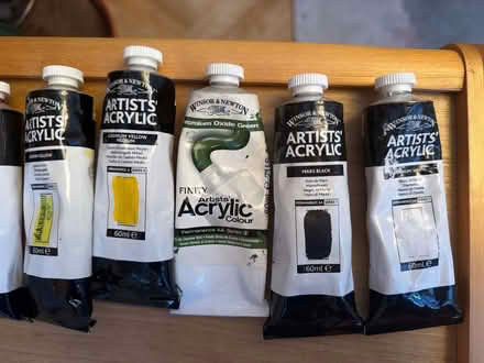 Photo of free Windsor & Newton Artists Acrylic (Barnes SW13) #2