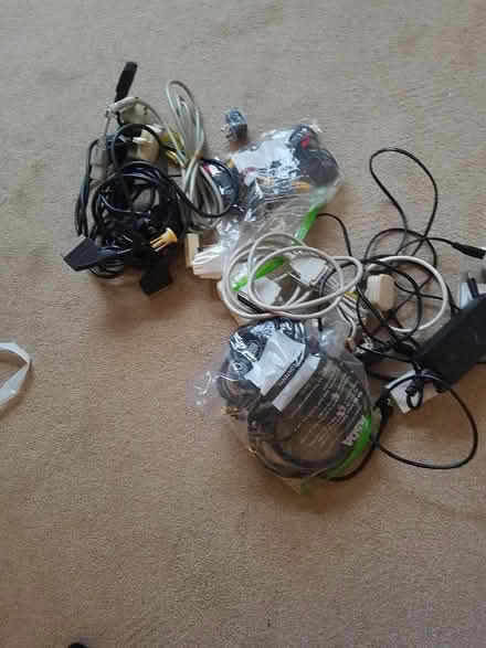 Photo of free Bag of leads (Bexleyheath DA8) #1