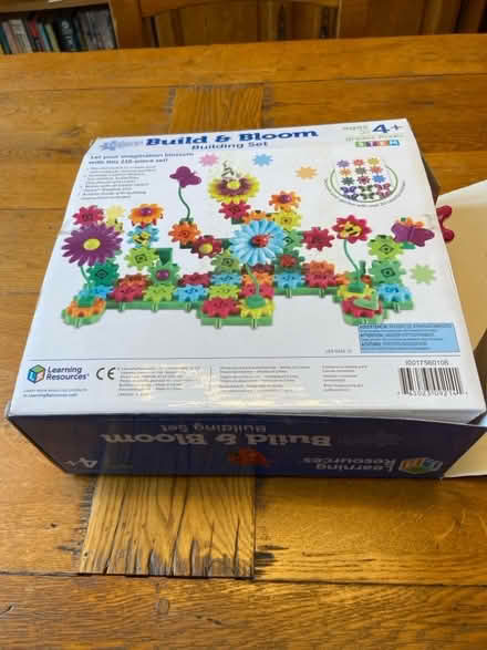 Photo of free Build & Bloom STEM Building set (Amersham Common HP7) #2