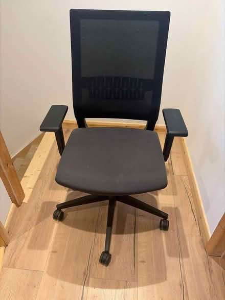 Photo of free Office chair (Waterlooville PO7) #1