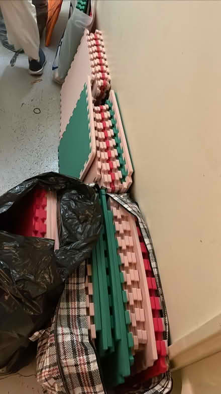 Photo of free square puzzle soft play mats (South Kensington SW7) #1