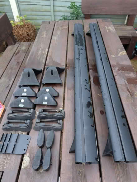 Photo of free Roof bars - Ford Focus MK2 Hatchbac (Home PO15) #1