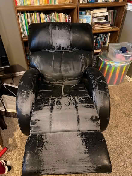 Photo of free Recliner (Broken Arrow) #1