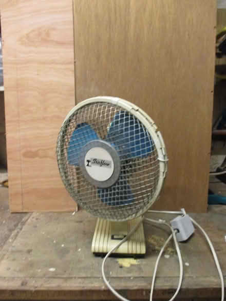 Photo of free Fan (Woodley RG6) #1