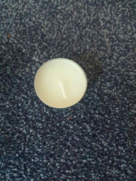 Photo of free Unscented, white tealights (Bare, LA4) #2