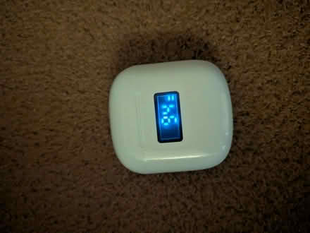 Photo of free Bluetooth Headphones- one side not working (Trowbridge BA14) #1