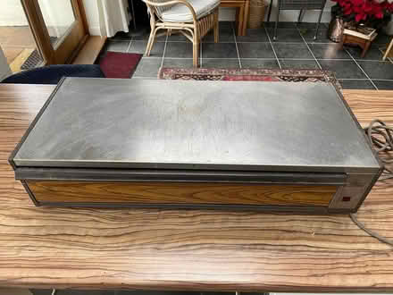 Photo of free dining room warming tray (Wandsworth SW12 8) #1