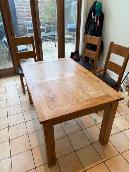Photo of free Extendable Oak Table and Chairs (SW12) #4