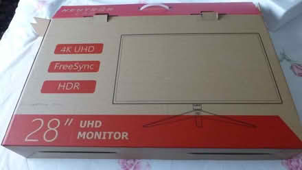 Photo of free Faulty 4K 28" Monitor (Fakenham NR21) #1