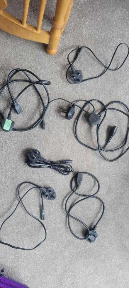Photo of free Power Cables (Bagshot GU19) #1