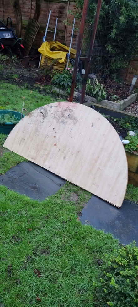 Photo of free half circle table (Ravensbourne BR1) #2