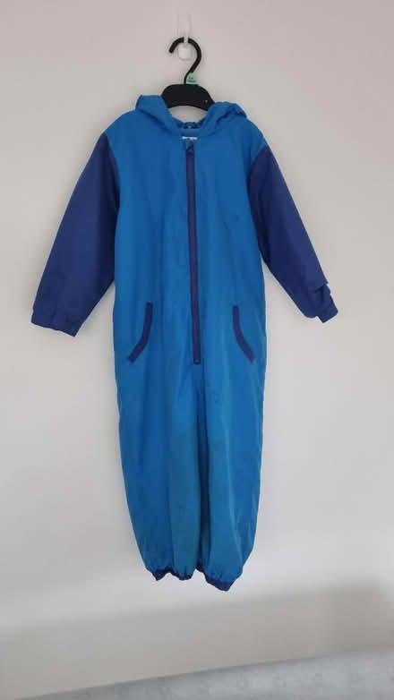 Photo of free Puddle suit 3-4 years (Locksheath SO31) #1