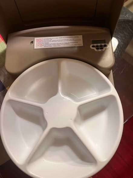 Photo of free Automatic pet feeder (Tenleytown, DC) #1