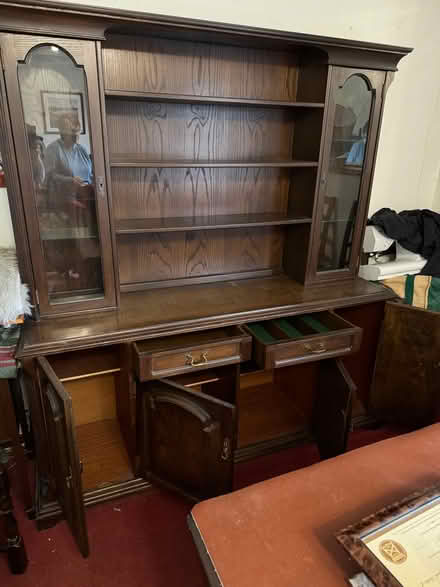 Photo of free Dresser (IP9) #3