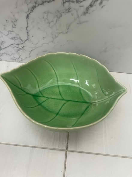 Photo of free Big Leaf shaped ceramic bowl (Kennedy/16th in Markham) #2