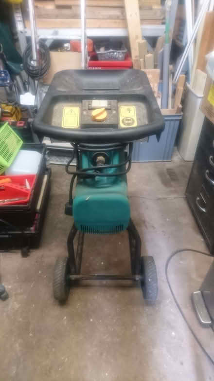 Photo of free Bosch garden shredder (West Hill TN34) #1