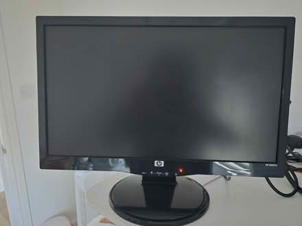 Photo of free HP 20in widescreen LCD monitor (Chislehurst BR7) #1