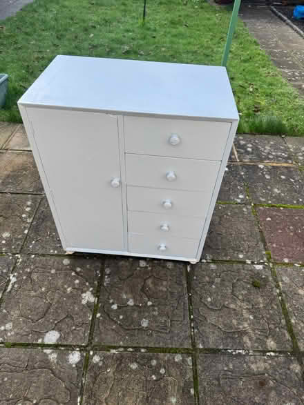 Photo of free White cabinet (West London W7) #4