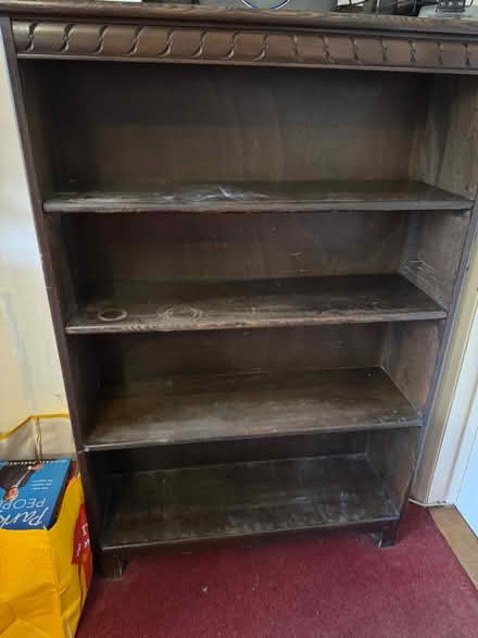 Photo of free bookcase (IP9) #2