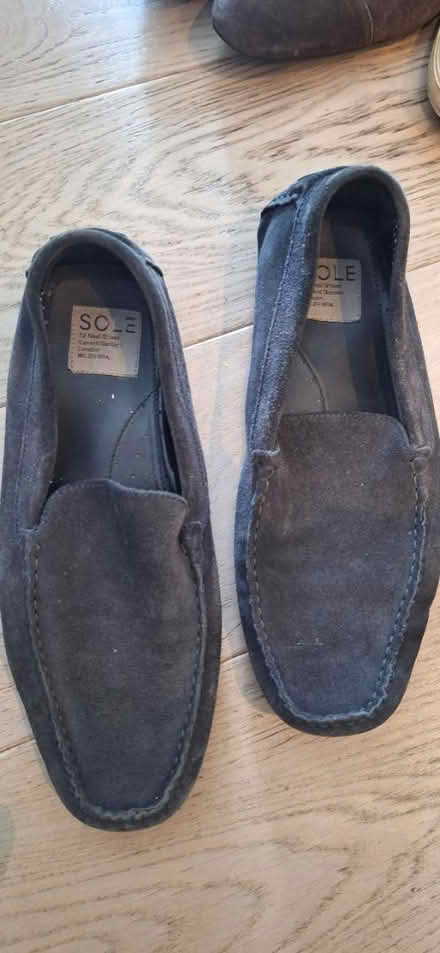 Photo of free 44 shoe (TW8) #1