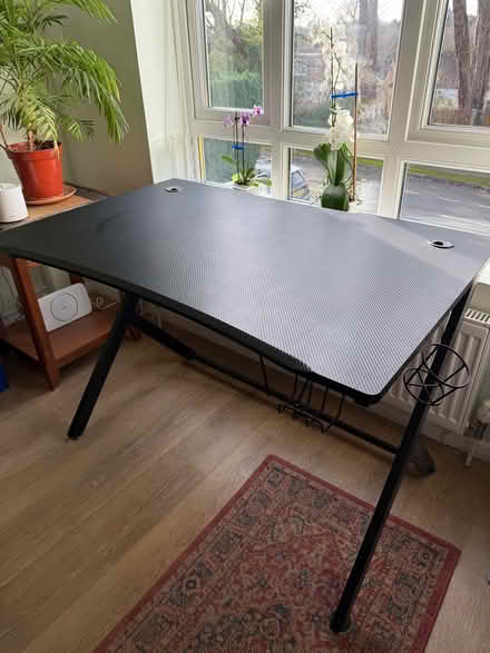 Photo of free Desk (Shortlands/ Bromley North BR1) #1