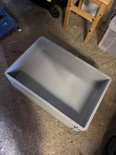 Photo of free 2 Euro boxes (Southdown) #2