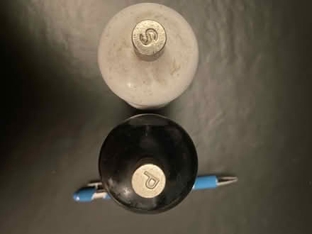 Photo of free Salt and pepper shakers (S7 Nether Edge) #3