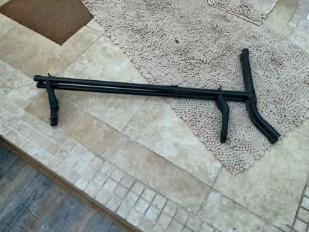 Photo of free Guitar stand (Joy’s Green, GL17) #2