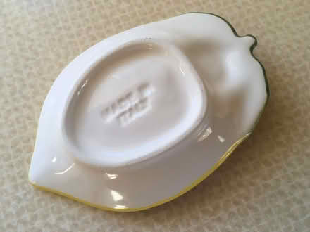 Photo of free A 'Lemon' Trinket Dish (Garden City OX5) #2