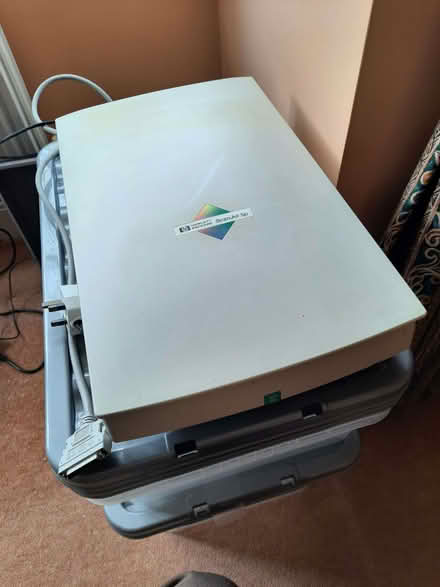 Photo of free Hewlett Packard ScanJet 5P Flatbed Scanner (Warsash SO31) #1