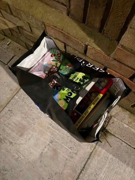Photo of free kids books and games (turnpike lane N15) #1