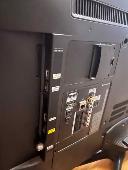 Photo of free 32 inch Samsung tv (Oxford, OX4 7) #1