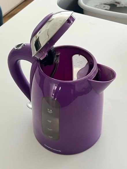 Photo of free Purple kettle (Anniesland, glasgow, G12) #2