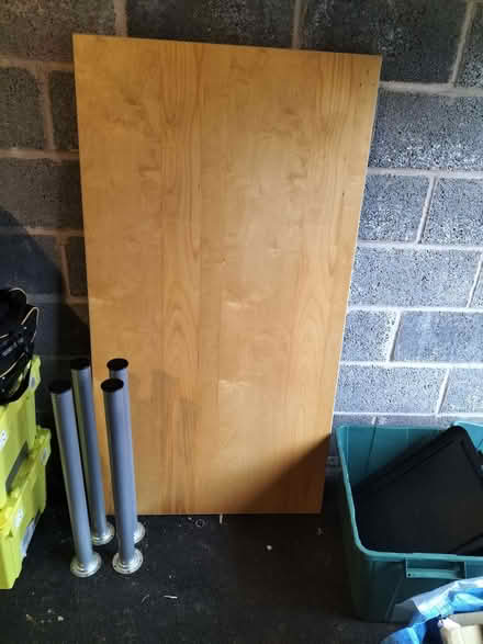 Photo of free Table/desk (Chewton Keynsham BS31) #1
