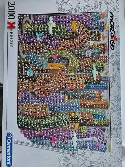 Photo of free 2000 piece puzzle (Chiswick W4) #1