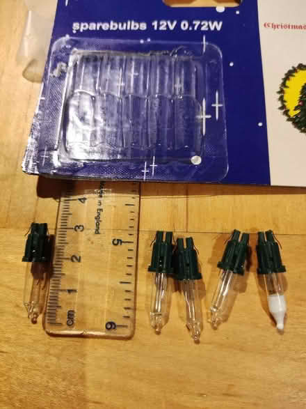 Photo of free Spare Xmas tree Lightbulbs (Rotherhithe SE16) #3