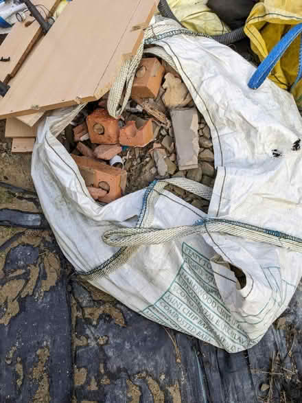 Photo of free 4 dumpy bulk bags rubble (Tingley, Leeds/wakey WF3) #3