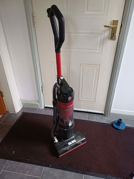 Photo of free Upright hoover (Morley DE21) #3