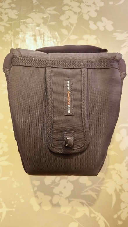 Photo of free Camera bag (Knightsfield AL8) #2