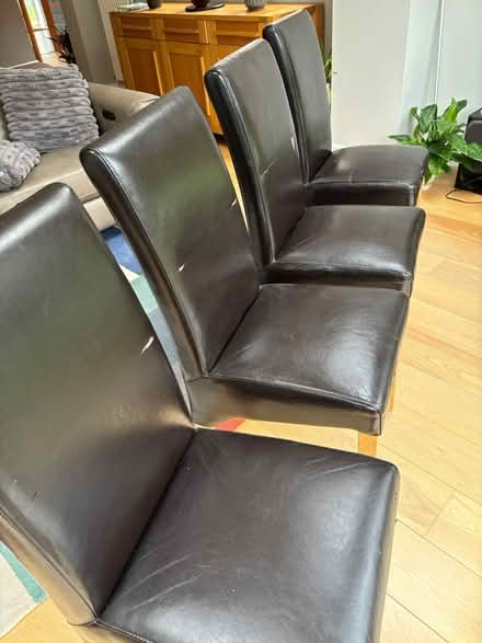 Photo of free 4 x dining chairs (RG8 (Whitchurch Hill)) #4