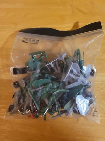 Photo of free Small bag toy soldiers (Ballyclare BT39) #2