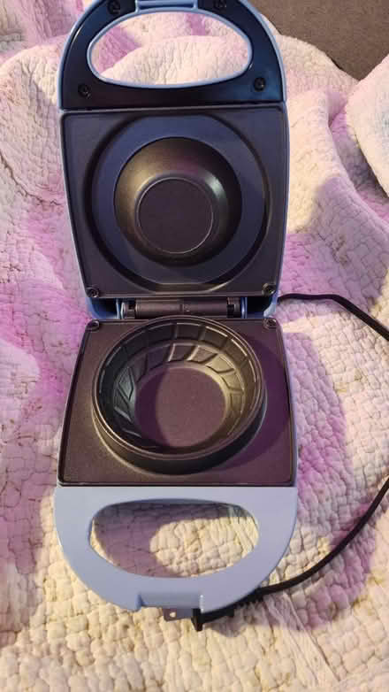 Photo of free Dash pocket waffle maker (Danforth and Greenwood) #2