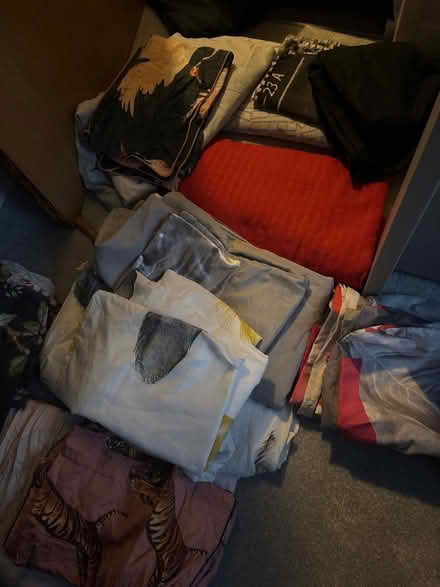 Photo of free Bedroom sets (Wimbledon SW19) #1