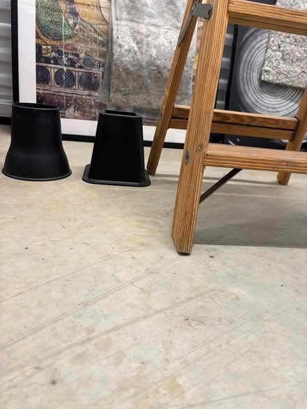 Photo of free Bed risers (Central District) #3