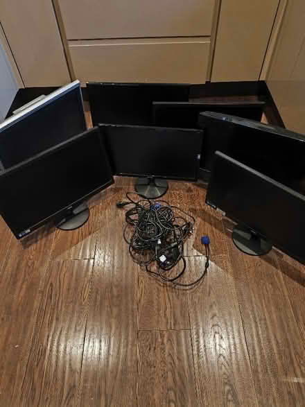 Photo of free Mixture of 7 Lcd monitors and tvs (New Stapleford NG9) #1
