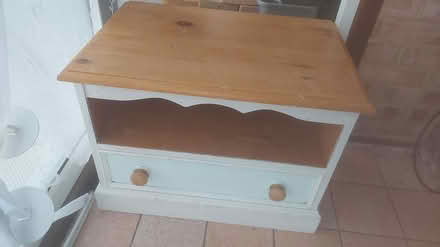 Photo of free Small wooden TV unit (Little ridge avenue TN37) #1