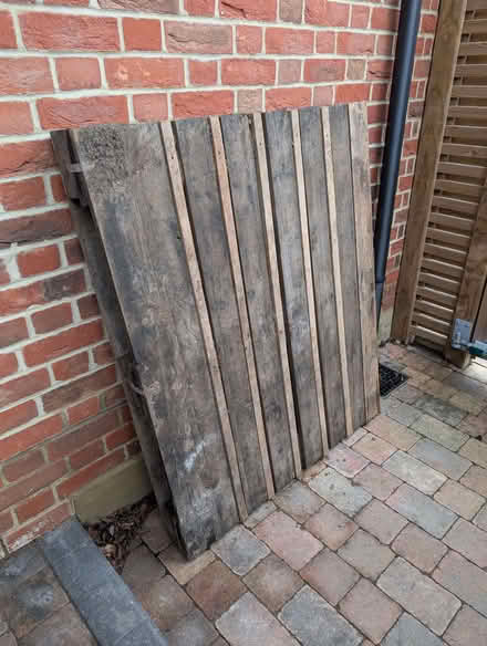 Photo of free Wooden pallet 1 x 1.2 m (Winchmore Hill N21) #1