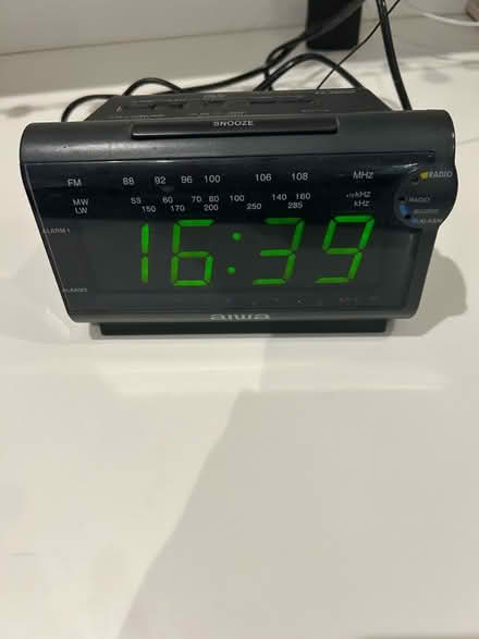 Photo of free Cloc a Radio / Clock radio (Tregarth LL57) #1