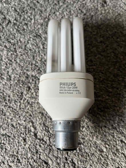 Photo of free Energy saving lightbulb (Newton Mearns G77) #1