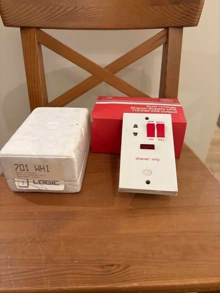 Photo of free shaver socket (Thames Ditton KT7) #1